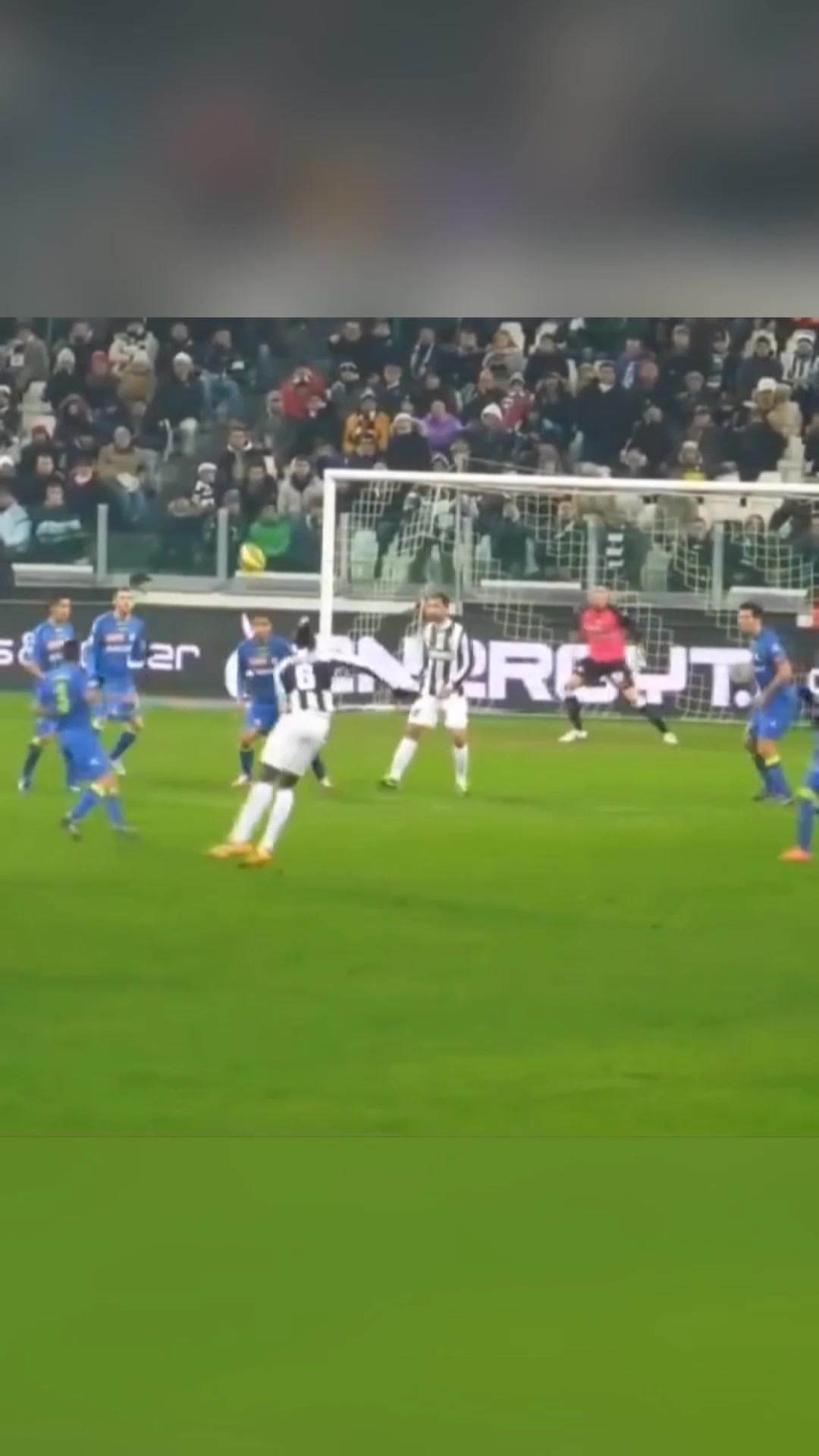 當(dāng)年博格巴身價(jià)一個(gè)億這粒進(jìn)球給人巨大的視覺沖擊