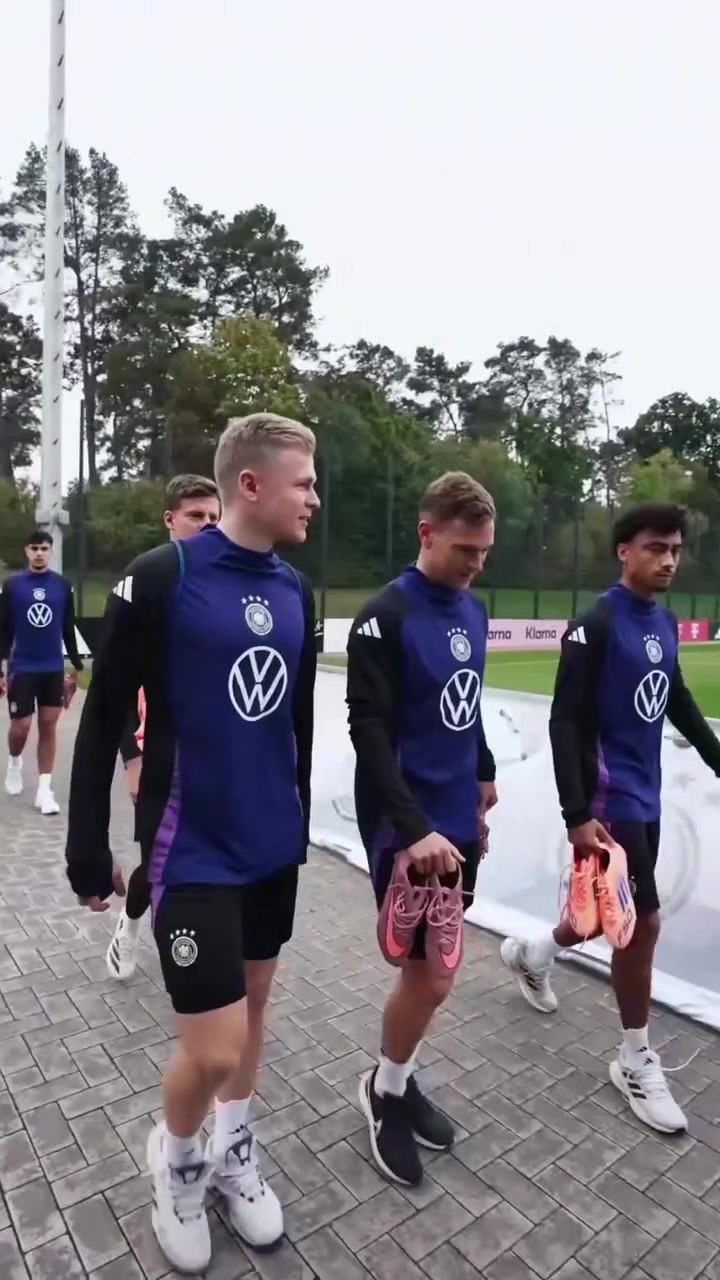 歡樂(lè)德國(guó)隊(duì)訓(xùn)練小記世界杯預(yù)選賽備戰(zhàn)盧森堡