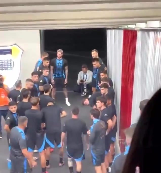 瑞思拜整個阿根廷隊(duì)對梅西表現(xiàn)出的尊重令人難以置信