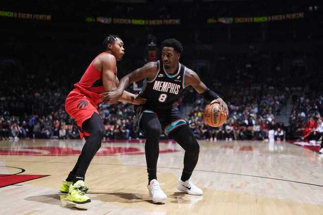 莫蘭特禁賽！灰熊6人上雙仍輸猛龍 巴恩斯19+12+8巴雷特27+6+6