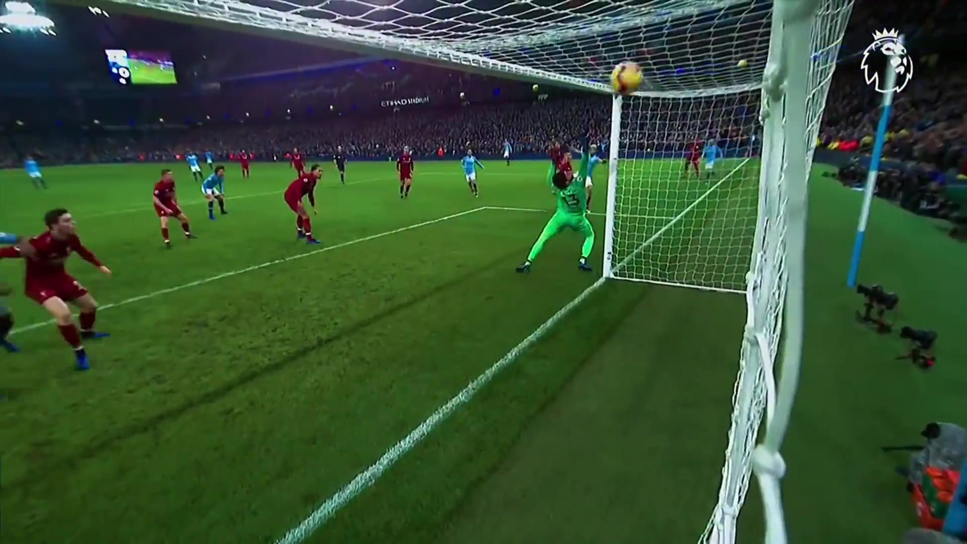 屬于他的攝像機角度永遠(yuǎn)的小角度之王阿奎羅