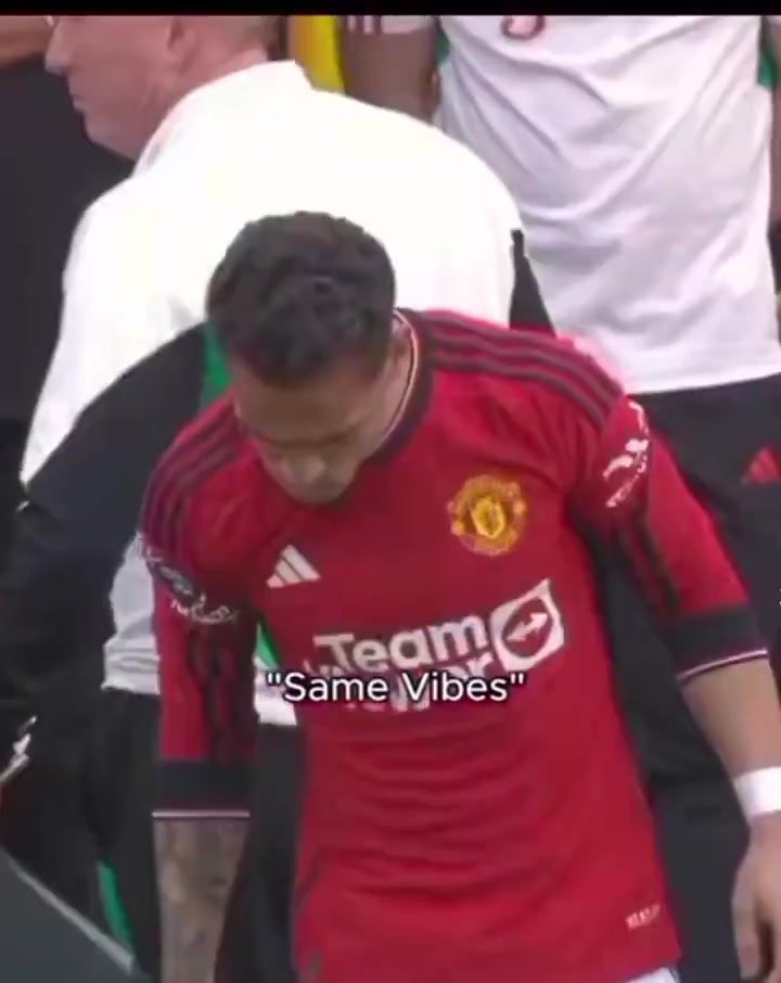 外國網友此時此刻仿佛在維爾茨身上看到了圓神的影子