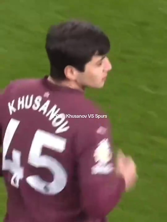 硬胡桑諾夫讓熱刺眾將感受到了什么叫史詩級身體天賦