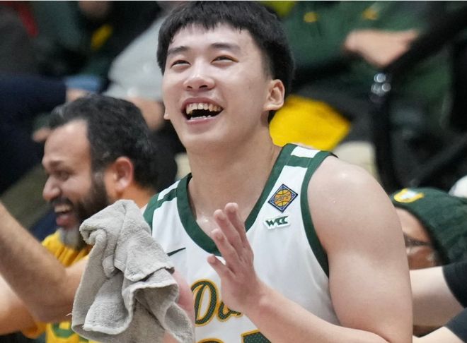 NCAA揭幕戰(zhàn)：王俊傑首發(fā)9+4舊金山大學(xué)狂勝45分 趙維倫4+3