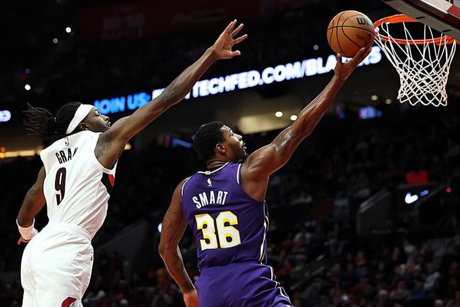 湖人後場大將：我的表現(xiàn)比較一般，但我們的其他球員改變瞭局面