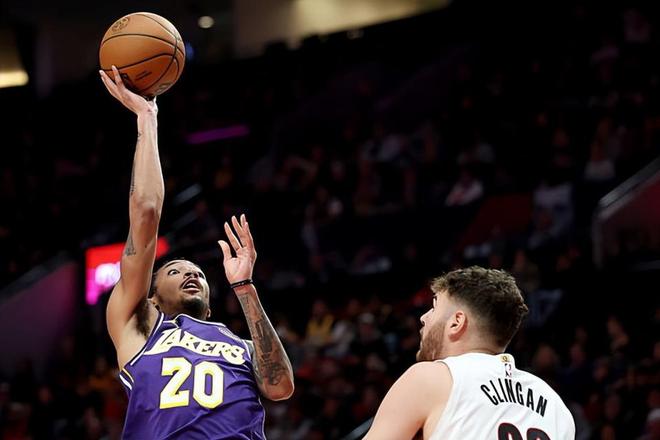 湖人後場新星：我觀察瞭開拓者的防守，我知道自己會得到很多機會