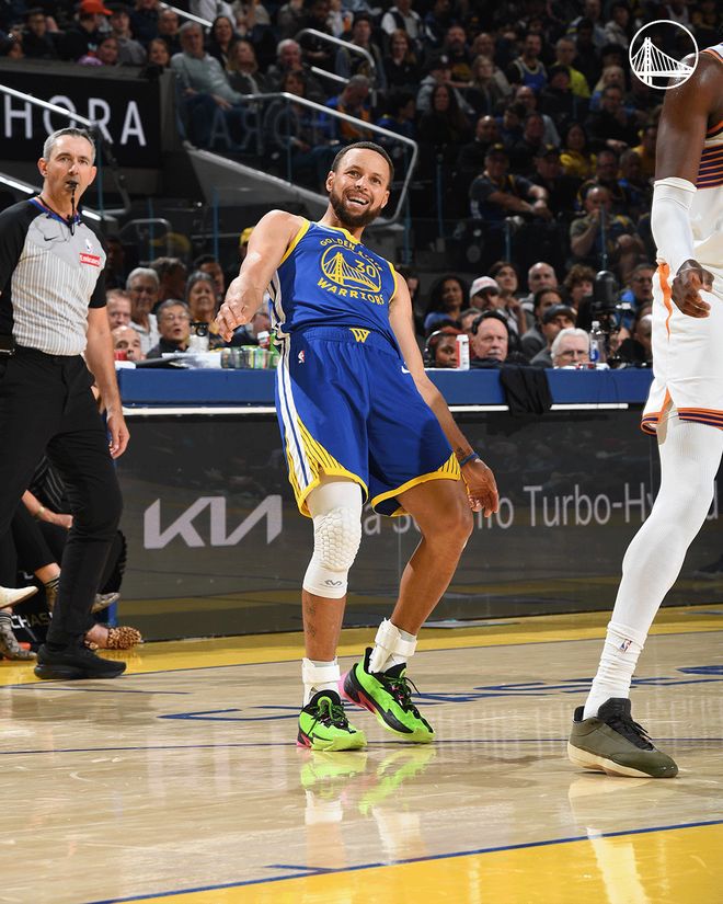 庫裡28分達(dá)成新裡程碑，勇士射落太陽止連敗佈克空砍38分