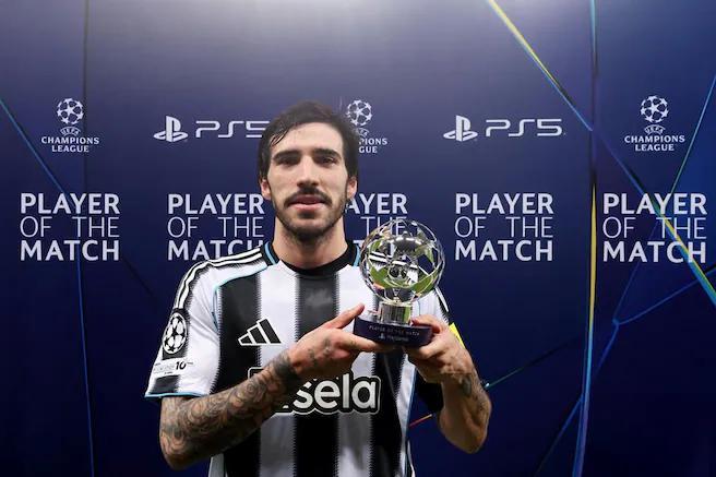 表現(xiàn)出色，托納利當(dāng)選歐冠紐卡vs畢爾巴鄂全場(chǎng)最佳球員