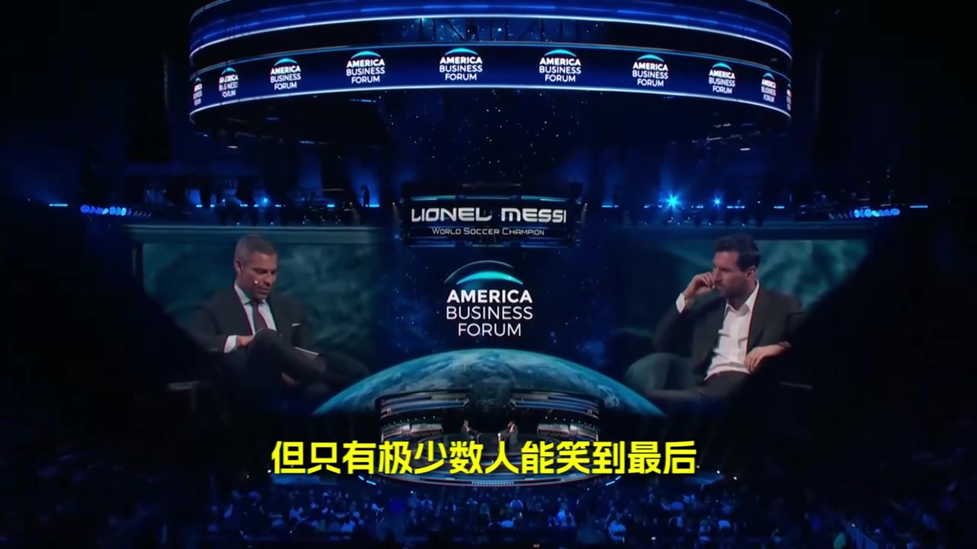 喜當?shù)澜绫瓓Z冠時的心情梅西就像孩子出生時一樣