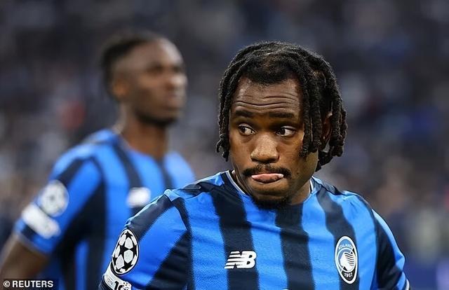 歐冠爆發(fā)內(nèi)訌！意甲刺頭不滿被換下 與主帥發(fā)生口角