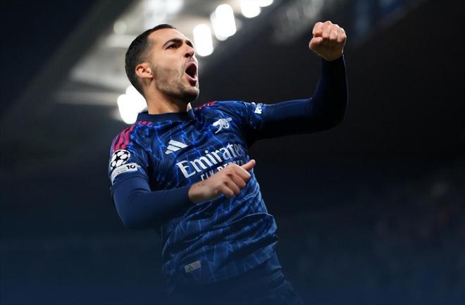 歐冠阿森納3比0弱旅，十連勝遭遇魔鬼賽程，梅里諾兩球狀態(tài)佳