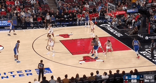 送走兩位全明星，公牛成瞭東部第一