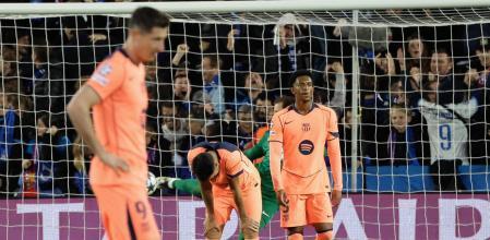 世體：本賽季巴薩15場(chǎng)比賽丟20球，弗里克防守戰(zhàn)術(shù)再受質(zhì)疑