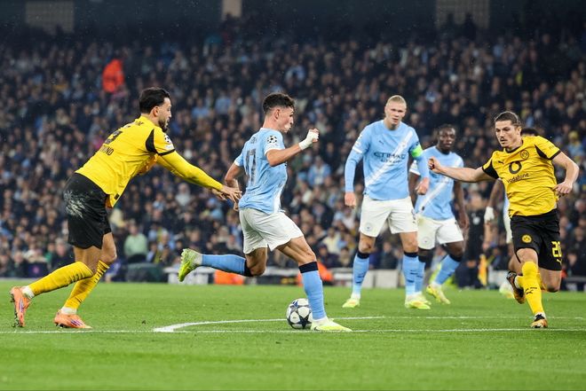 直通真香！歐冠連演強(qiáng)強(qiáng)對(duì)話，拜仁血拼大巴黎，紅軍全面壓制皇馬