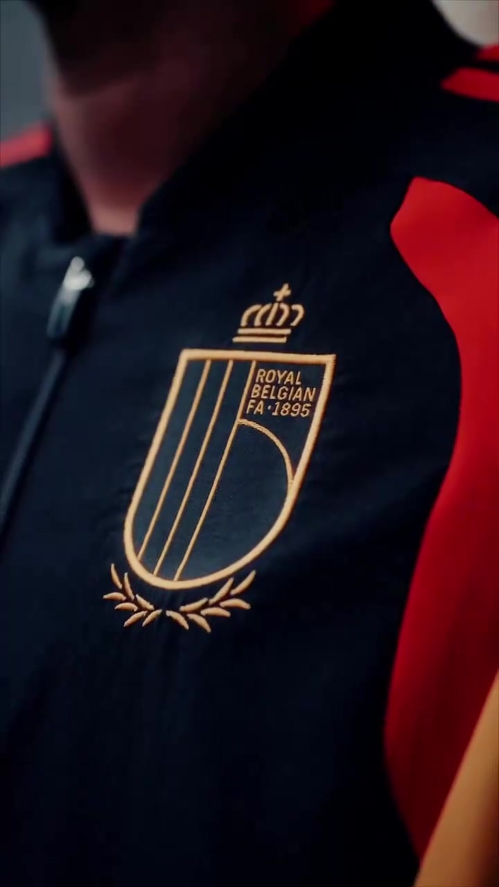 黃金時代最后一搏德布勞內(nèi)受傷前拍攝的世界杯新球衣宣傳片