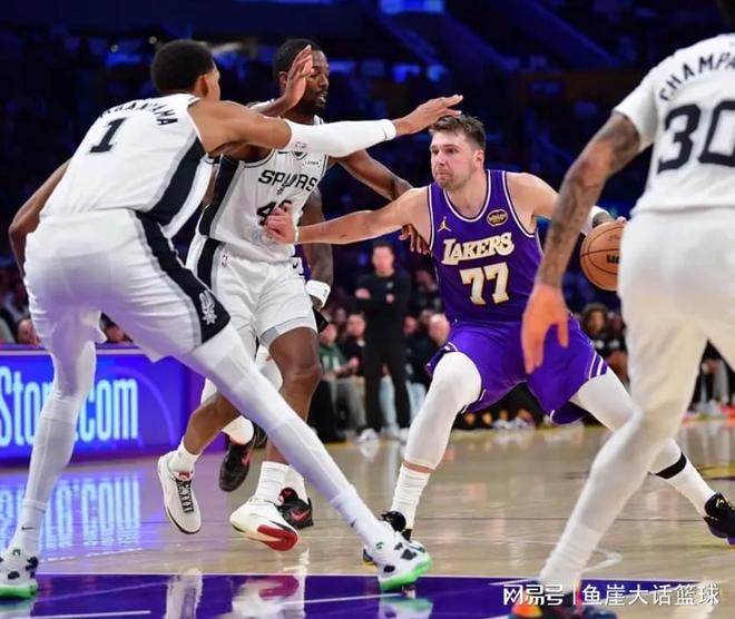 NBA新排名！湖人西部第二，黑馬終結(jié)衛(wèi)冕冠軍8連勝，勇士掉出前六