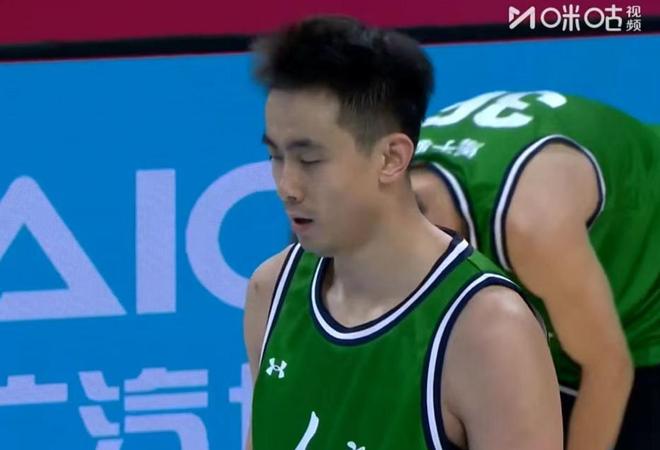 遼寧3分險勝北京，趙繼偉23+14原帥17分，翟曉川22+8方碩21+9！