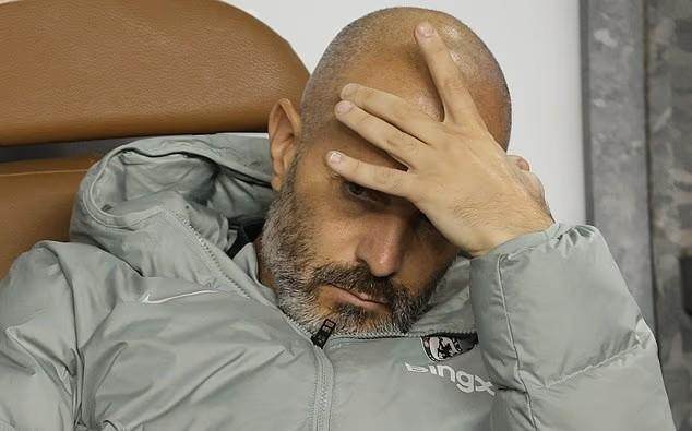 英超隊(duì)遍奏凱歌就它尷尬 切爾西大輪換玩不轉(zhuǎn)歐冠