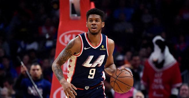 沒有三分，受過大傷差點退役！新疆男籃放棄爭冠瞭