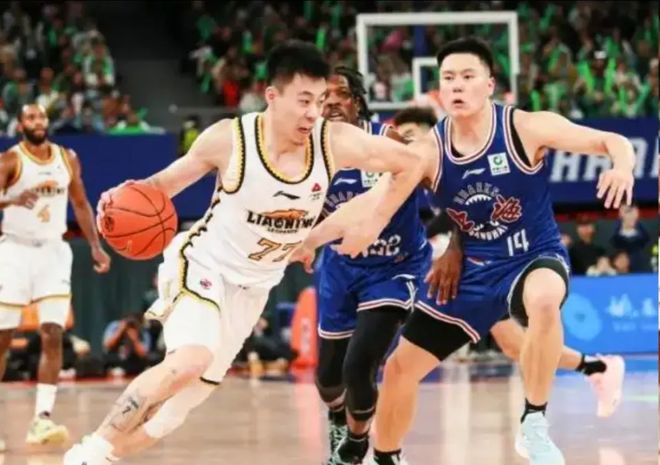 上海新援全運(yùn)會(huì)轟三雙，24歲鋒霸場(chǎng)均32+13，張鎮(zhèn)麟淪為第3選擇？