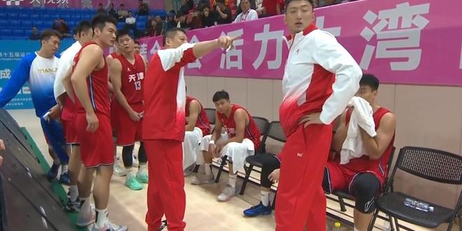 遭38歲老人無情碾壓！天津末節(jié)4-22崩盤，遼寧4連勝掌聲送給大韓