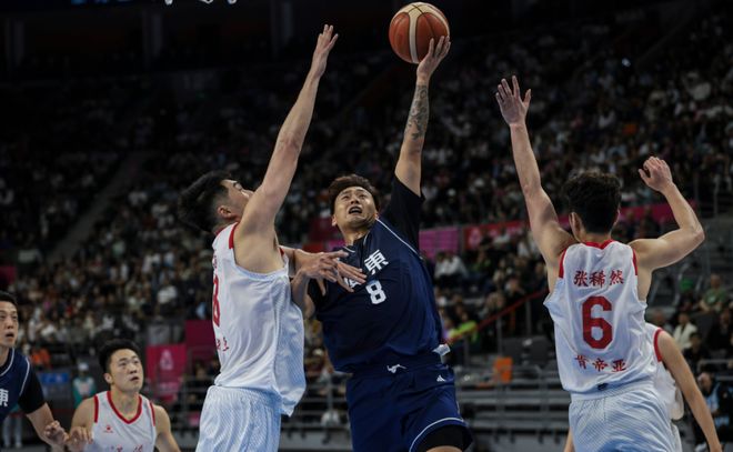 廣東隊(duì)?wèi)?zhàn)勝江蘇！沒(méi)徐傑暴走要輸！四大王牌隱身，杜鋒賽後提要求