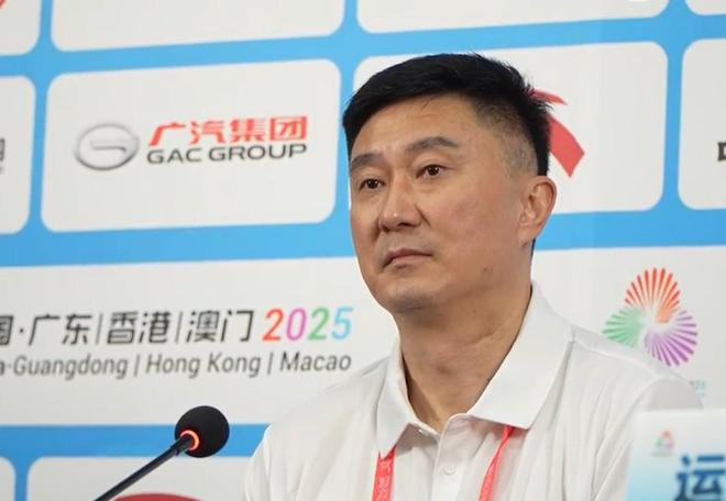 全運(yùn)會(huì)帶隊(duì)兩連勝，杜鋒：我能力有限，隻能關(guān)註眼前的比賽