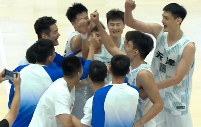 全運(yùn)會(huì)：天津大勝吉林小組第二進(jìn)八強(qiáng) 時(shí)德帥22分田雨25+9