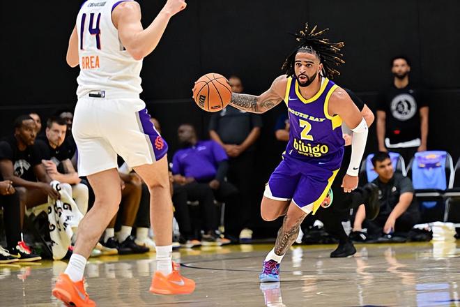 NBA發(fā)展聯(lián)盟首秀就打出現(xiàn)象級表現(xiàn)，湖人其實(shí)不應(yīng)該將他裁掉？