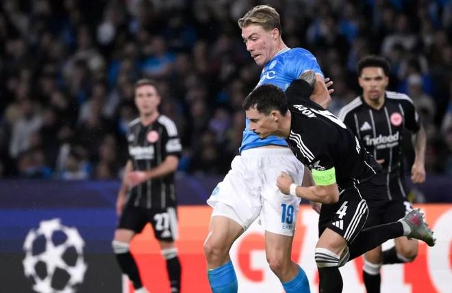 鏡報：曼聯(lián)1月無法召回霍伊倫，那不勒斯有歐冠資格就能買斷