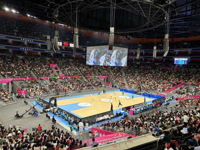 【現(xiàn)場】遼粵再戰(zhàn)，繼偉傷退！楊鳴杜鋒感慨物是人非